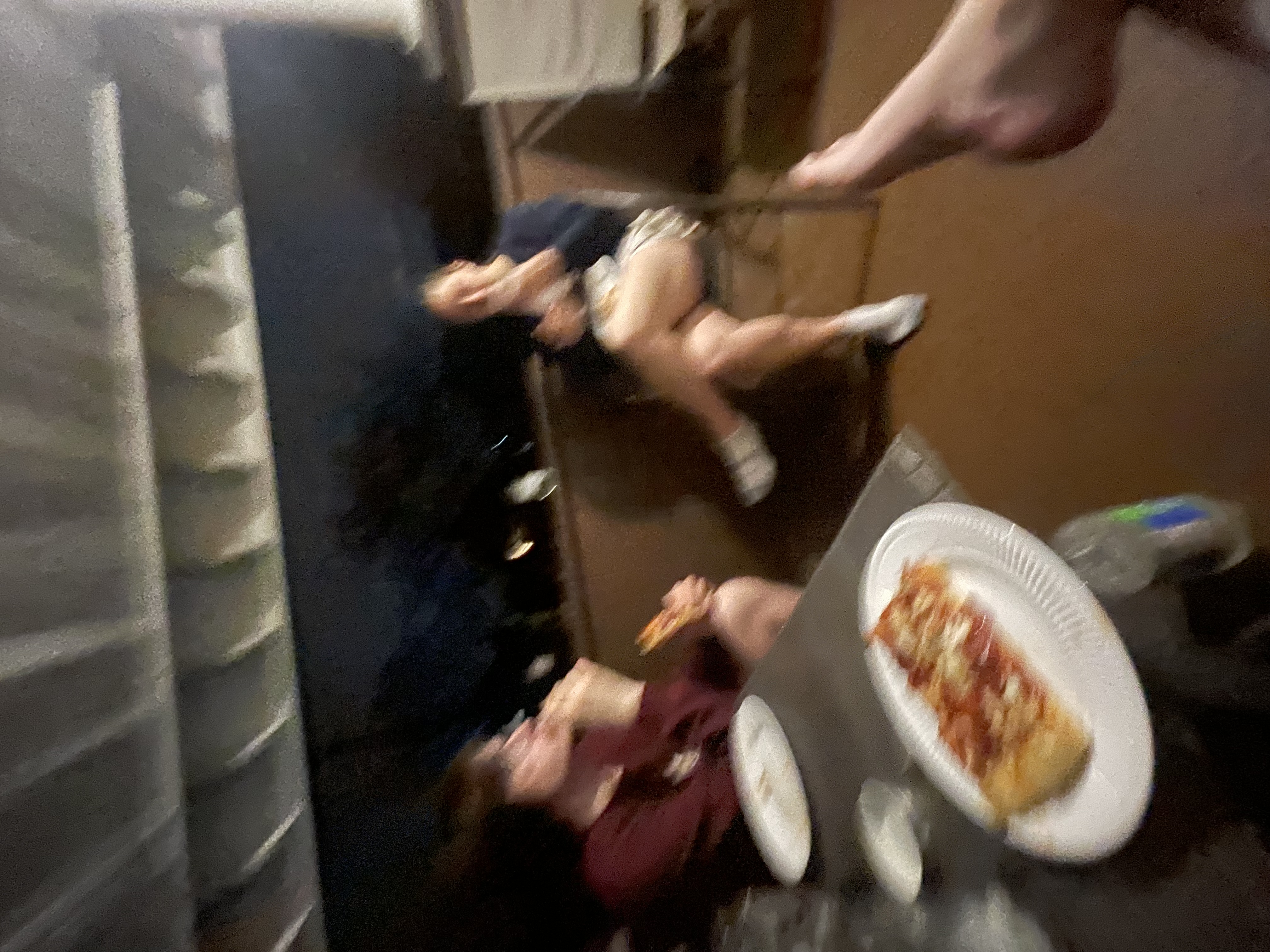 Eating pizza w jack and summer